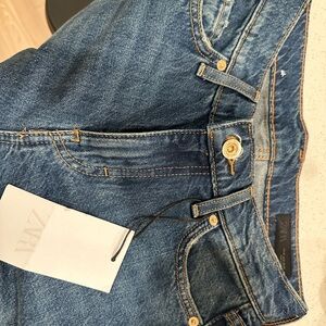 Zara Classic Blue Jeans with Gold Stitching